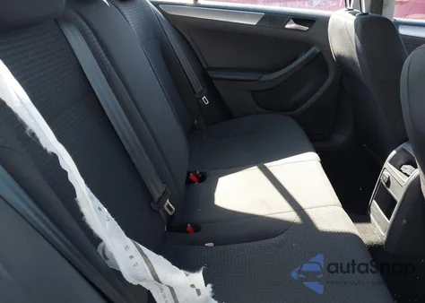 2016 Volkswagen Jetta 1.4T Se z USA, uszkodzony, nr VIN 3VWD67AJ6GM237547